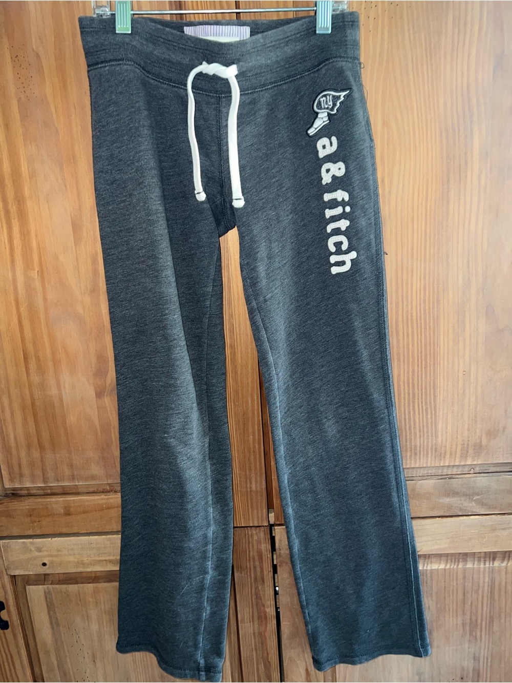 Vintage Y2K Abercrombie & Fitch Kids Grey Sweatpants Medium